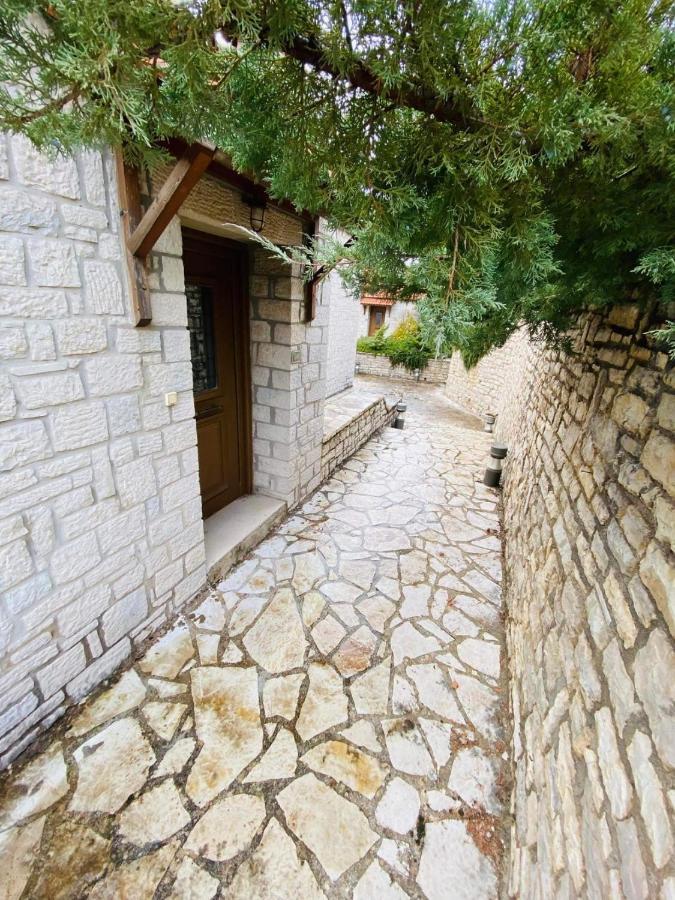 Καστρο Πετρινα Σαλε Καλαβρυτα Villa Kalavryta Exterior foto